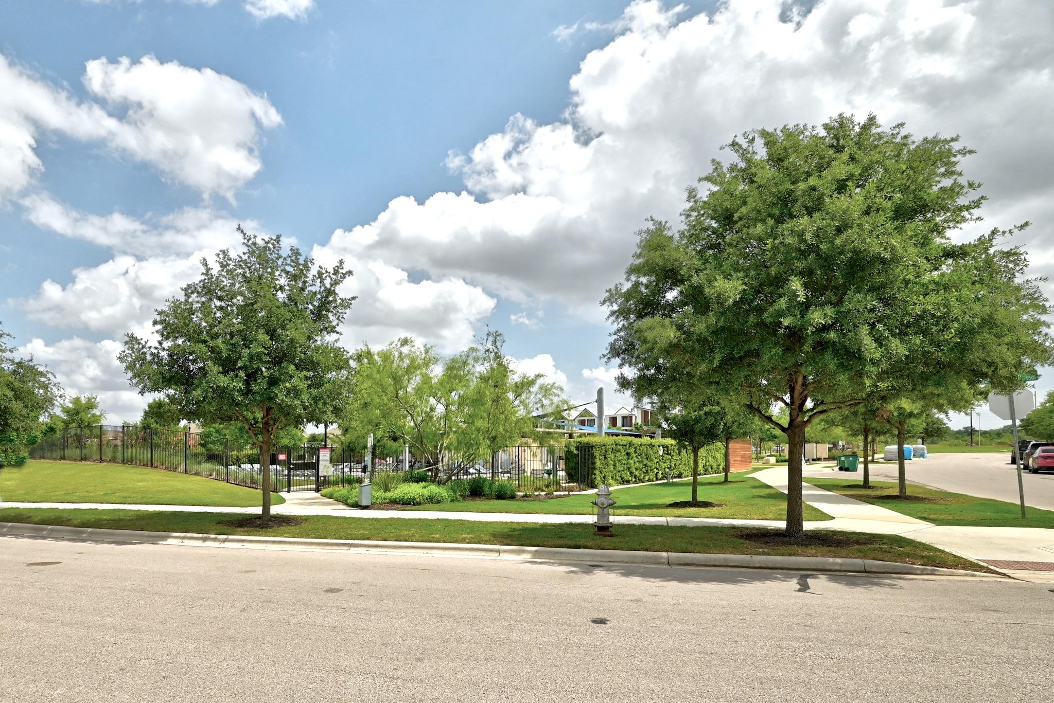 5508 Baythorne Dr, Austin, TX 78747