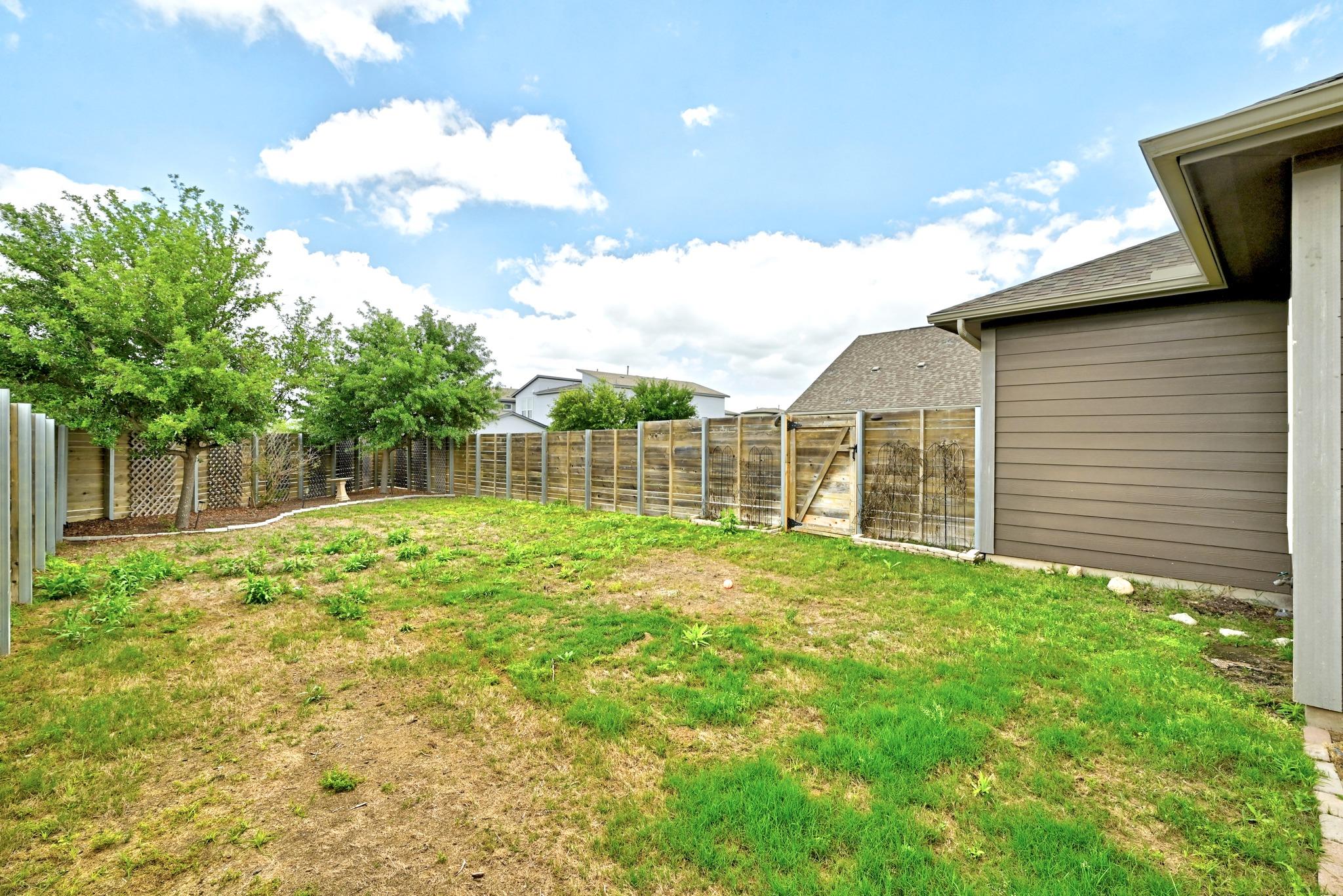 5508 Baythorne Dr, Austin, TX 78747