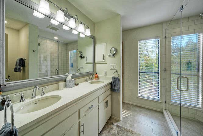 606 Eagle, Lakeway, TX 78734