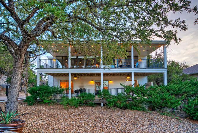 606 Eagle, Lakeway, TX 78734