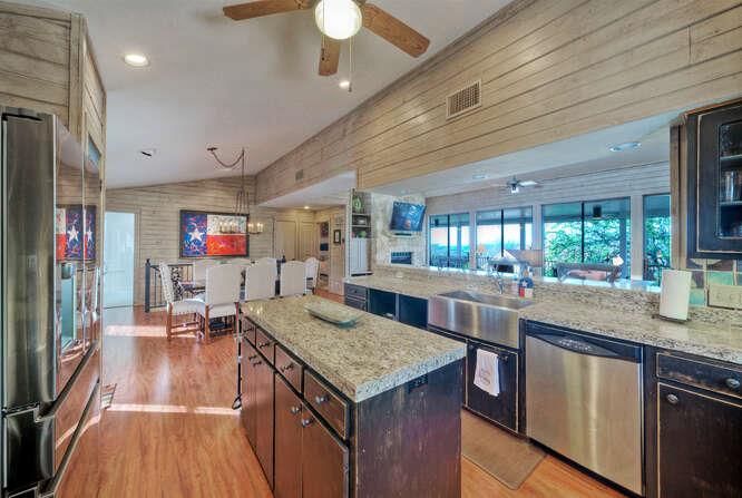 606 Eagle, Lakeway, TX 78734