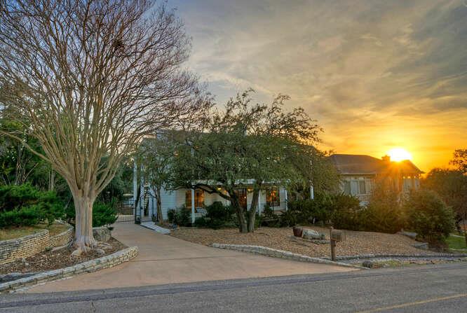 606 Eagle, Lakeway, TX 78734