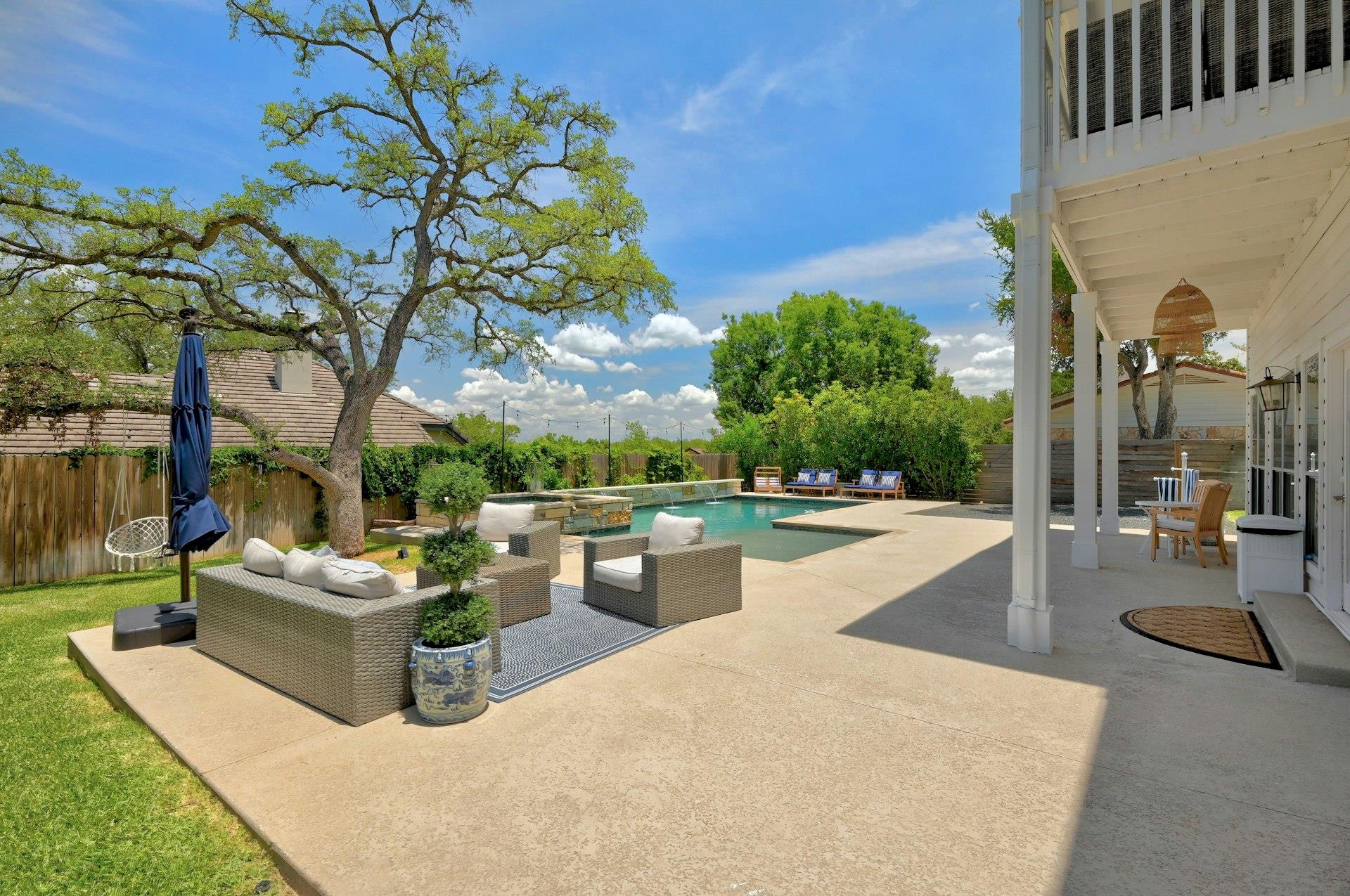 408 Morning Cloud St, Lakeway, TX 78734