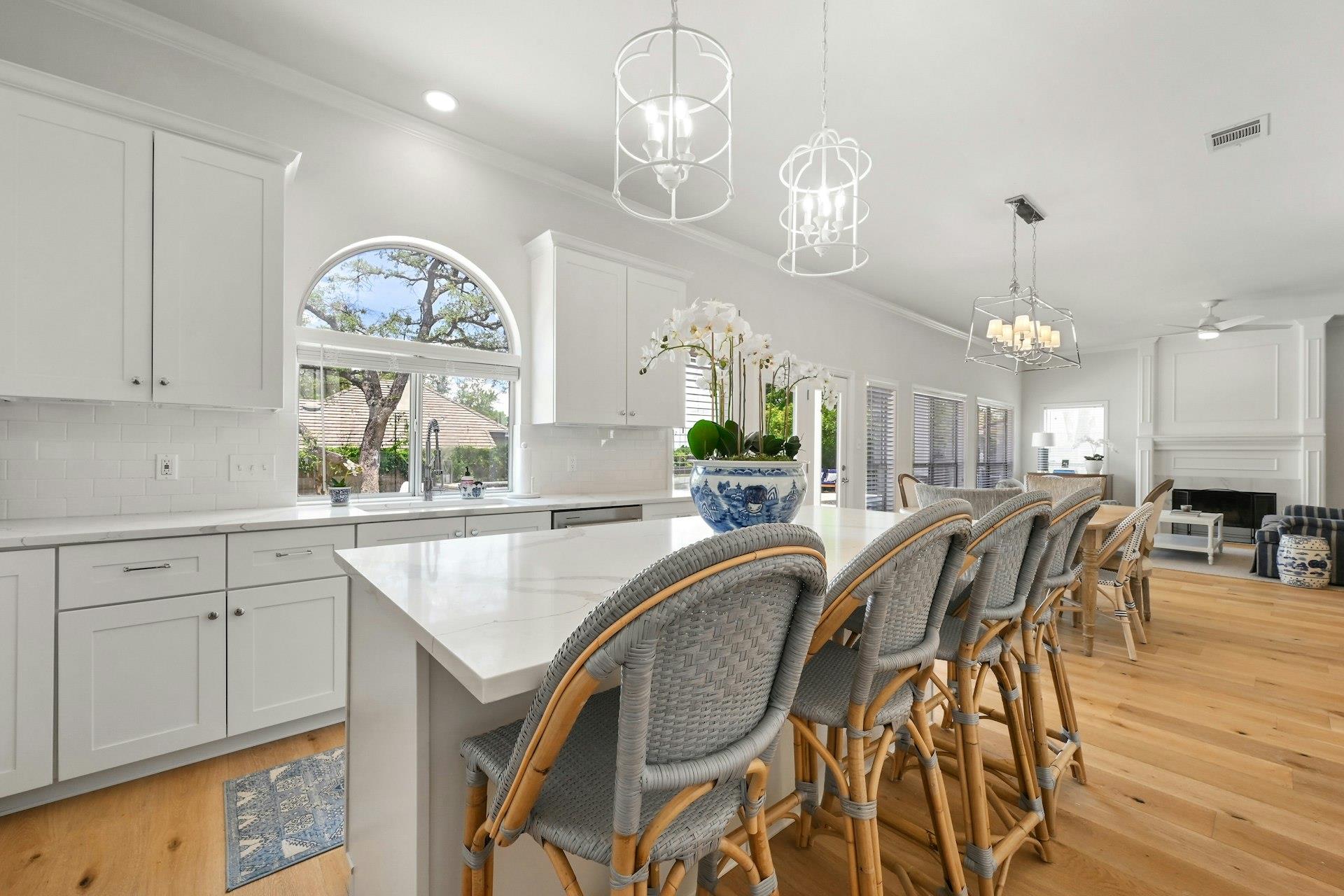 408 Morning Cloud St, Lakeway, TX 78734