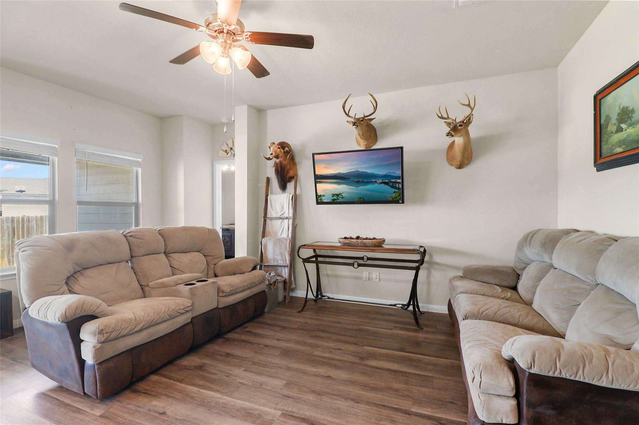 1300 Spicewood Dr, Burnet, TX 78611