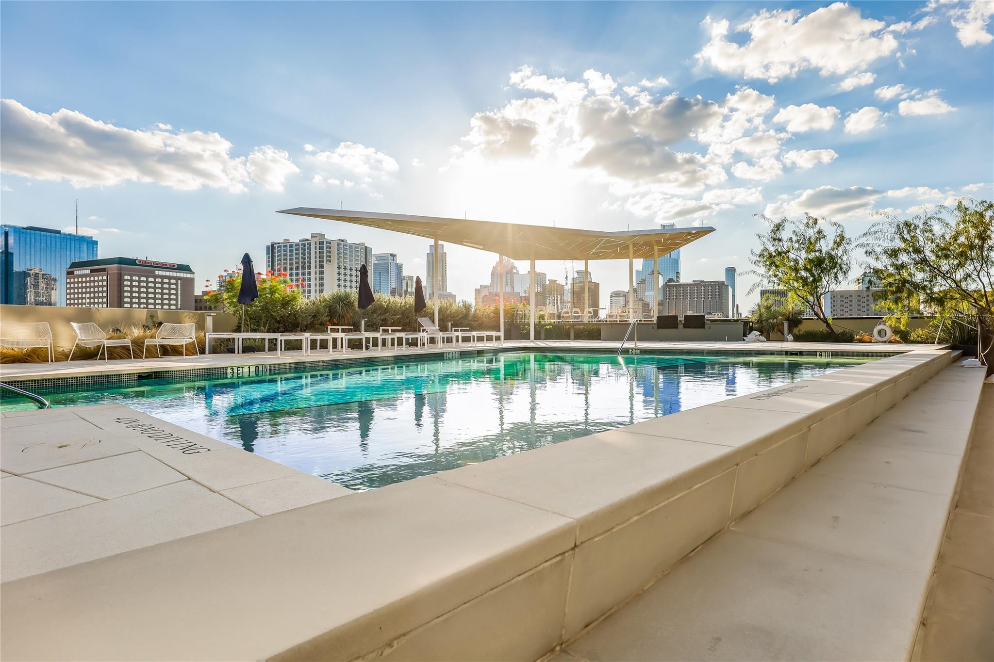 800 Embassy Dr # 513, Austin, TX 78702