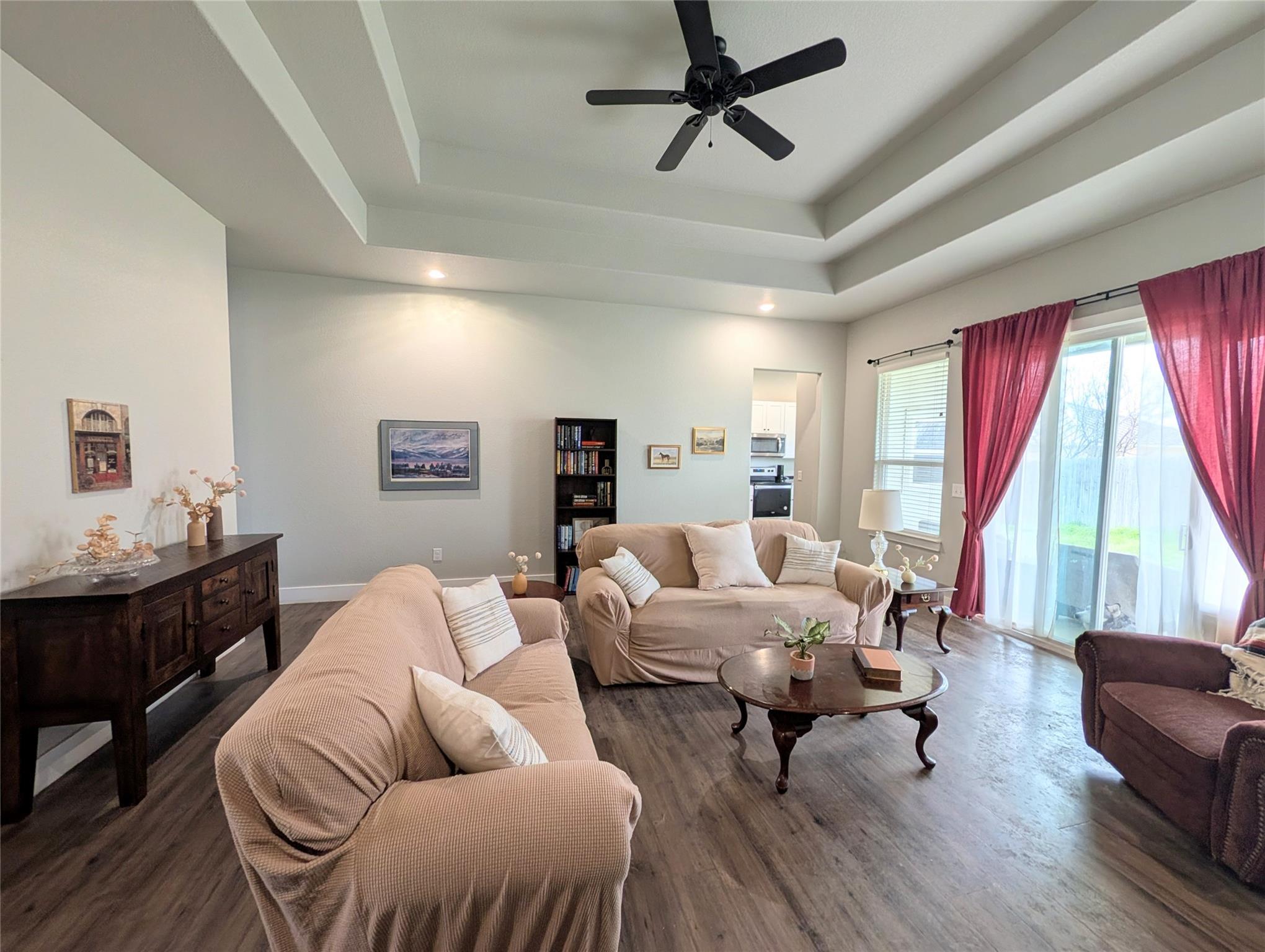 100 S Thomas Cv, Burnet, TX 78611