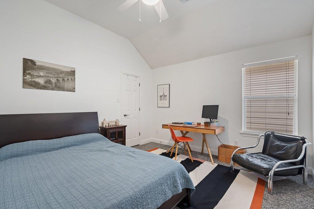 1819 Village Oak Ct, Austin, TX 78704