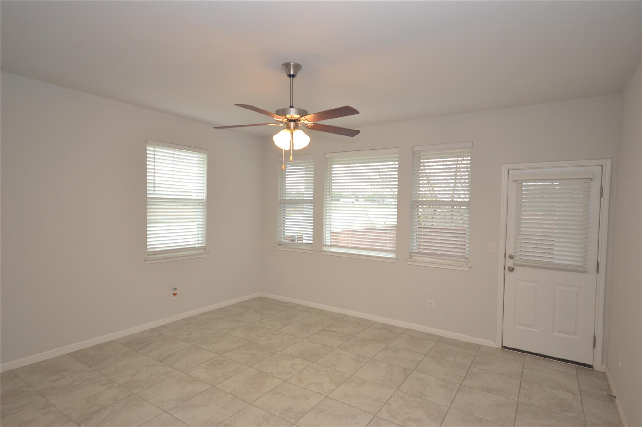 340 La Escalera Dr, Leander, TX 78641