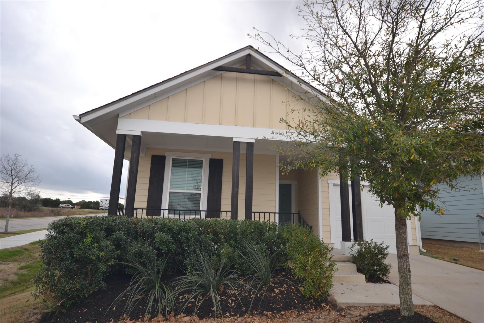 340 La Escalera Dr, Leander, TX 78641