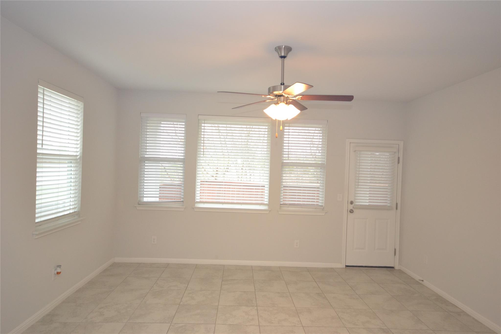 340 La Escalera Dr, Leander, TX 78641