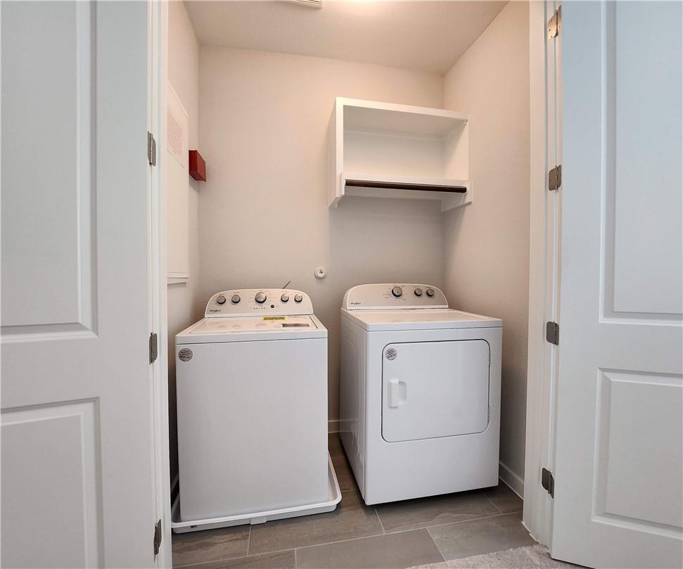 12001 Vista Parke Dr # 405, Austin, TX 78726