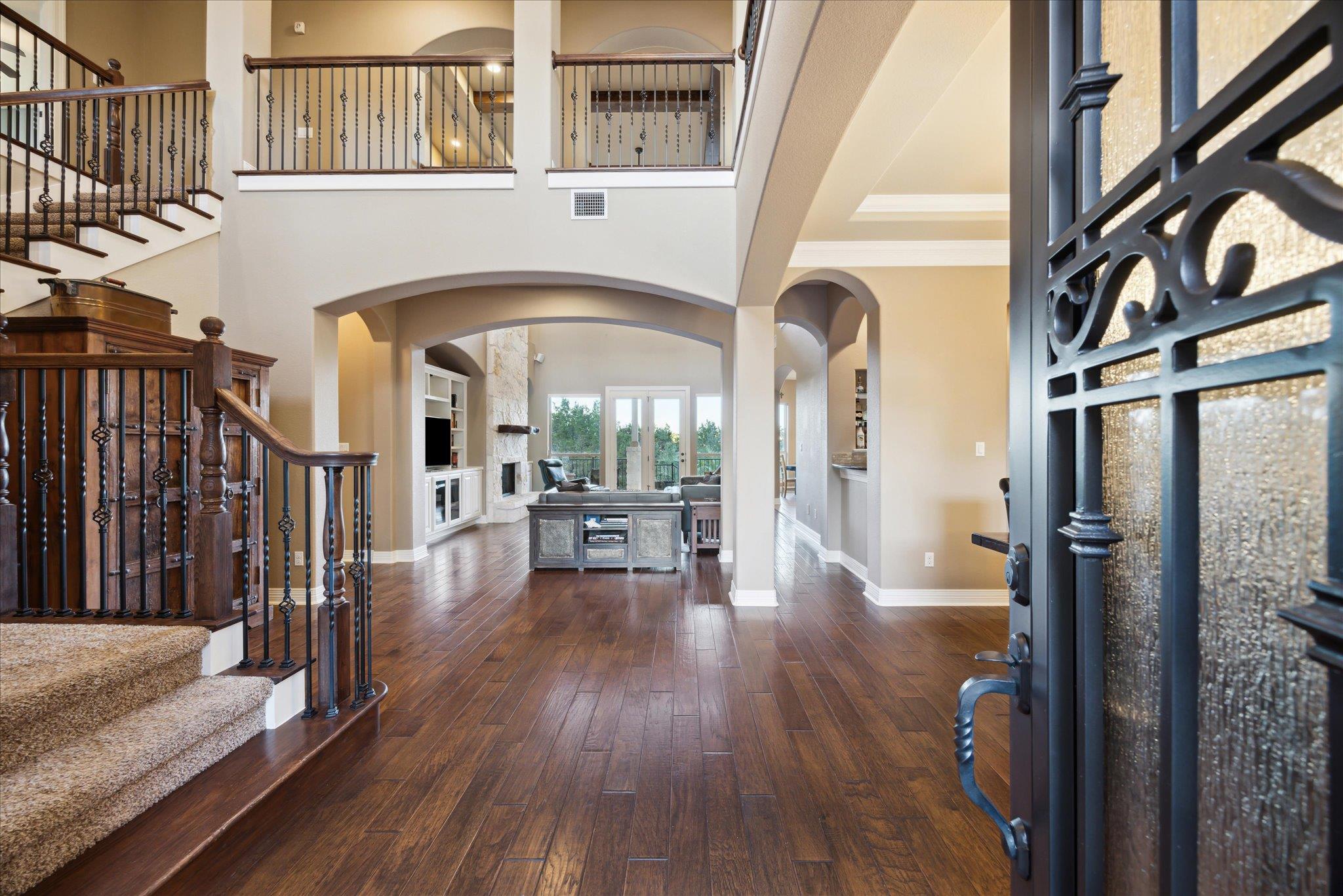 613 Horseback Holw, Austin, TX 78732