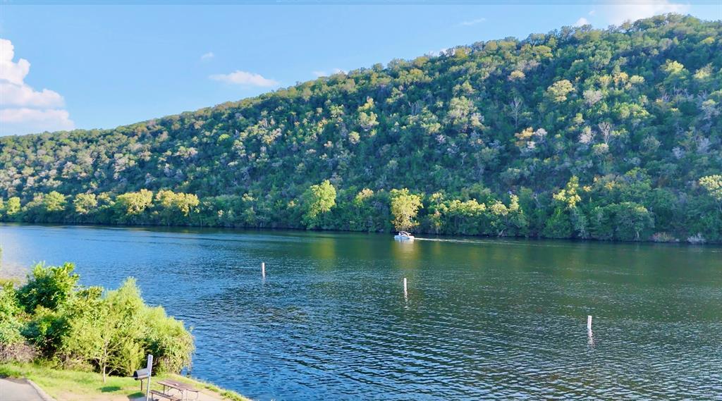 613 Horseback Holw, Austin, TX 78732