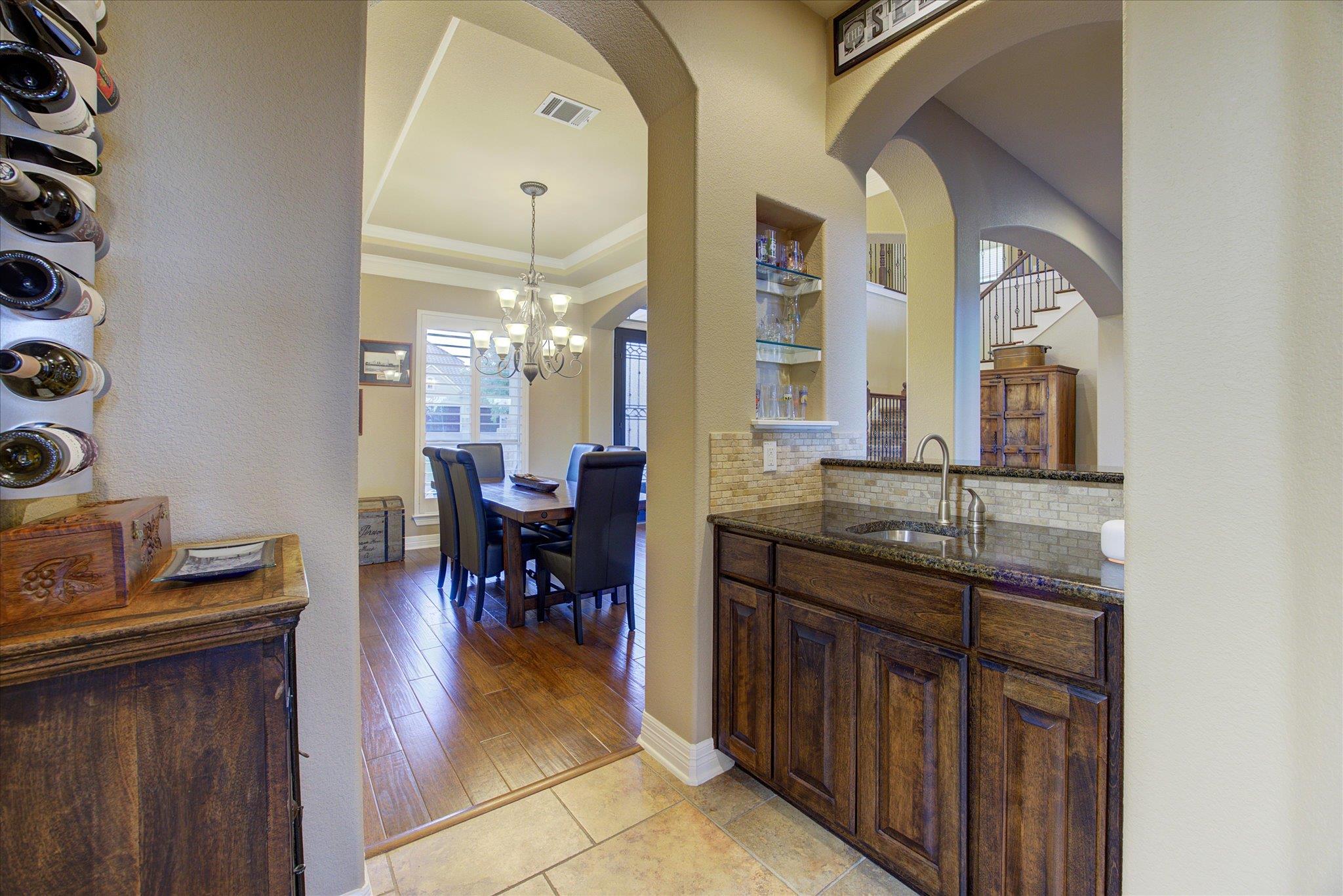 613 Horseback Holw, Austin, TX 78732