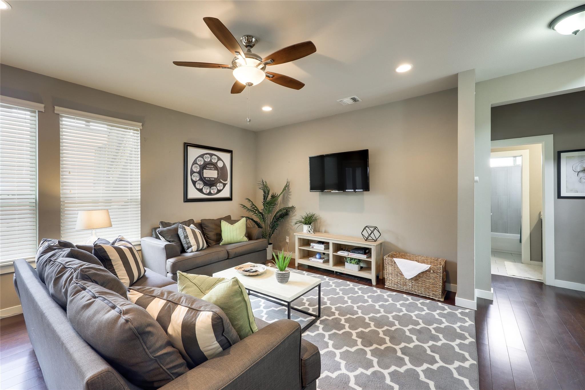 2204 E 13th St # A, Austin, TX 78702