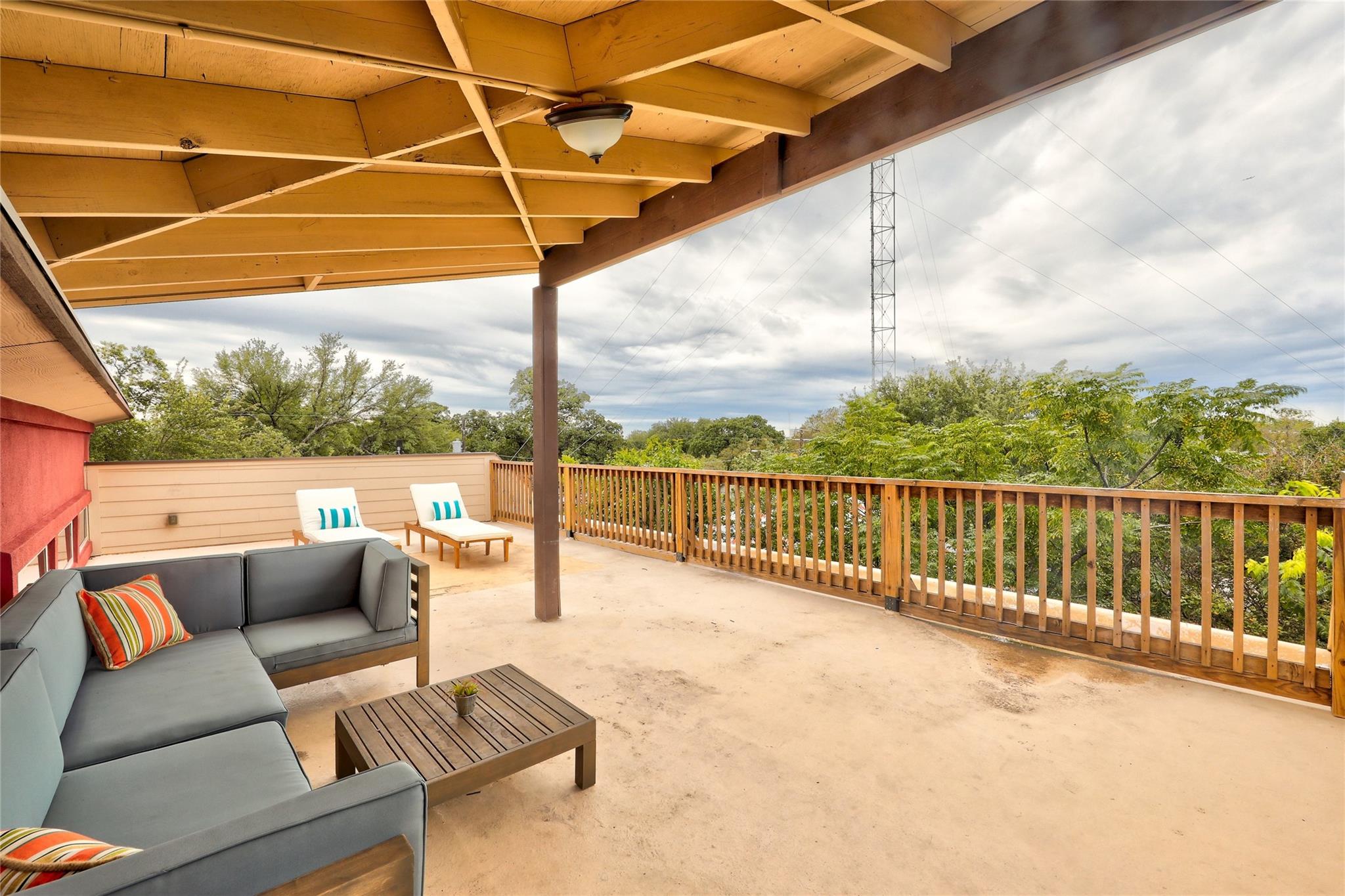 2204 E 13th St # A, Austin, TX 78702