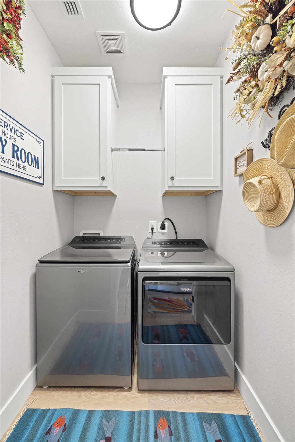 1057 Roanoke Ln, Kerrville, TX 78028