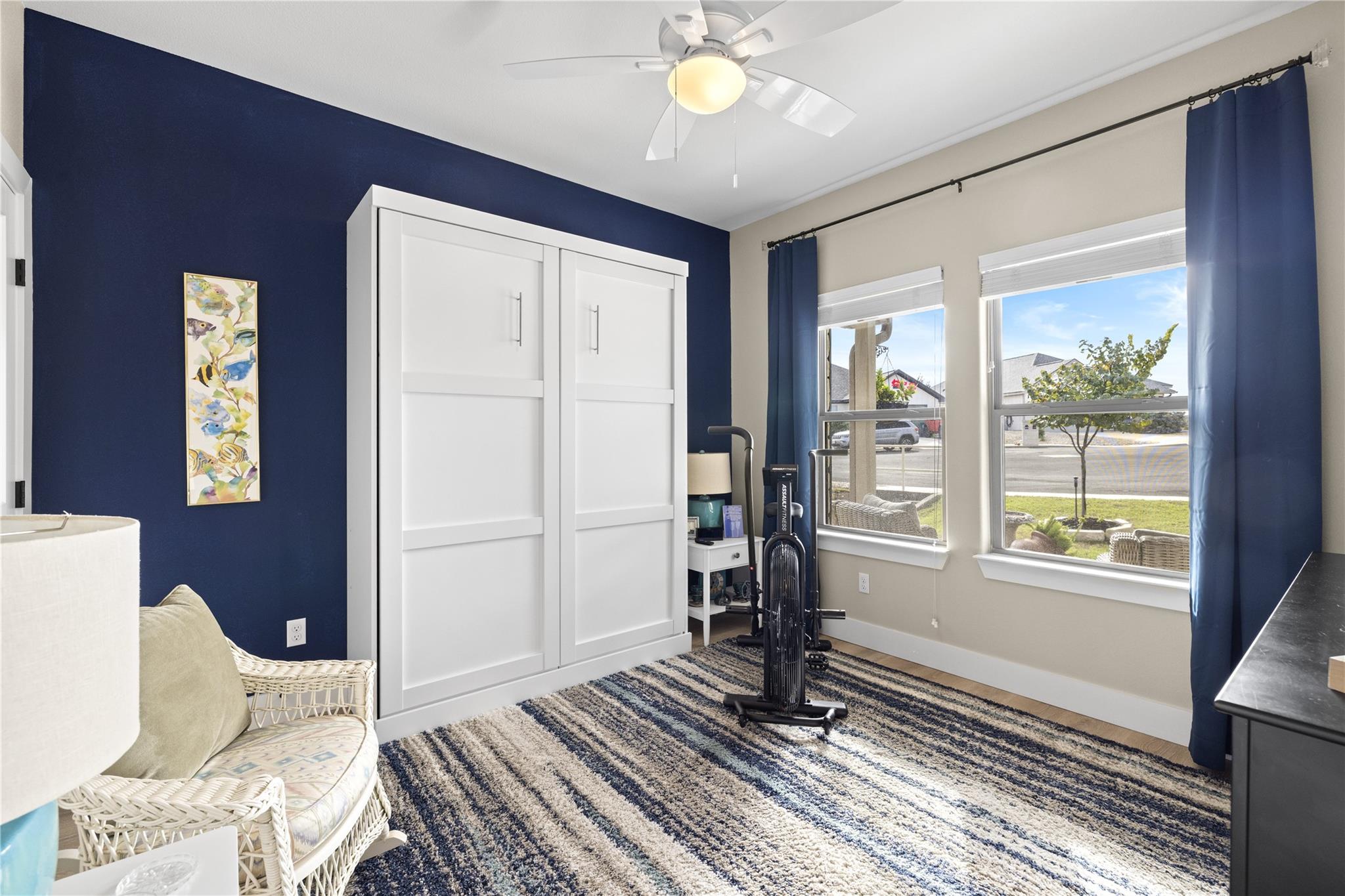 1057 Roanoke Ln, Kerrville, TX 78028