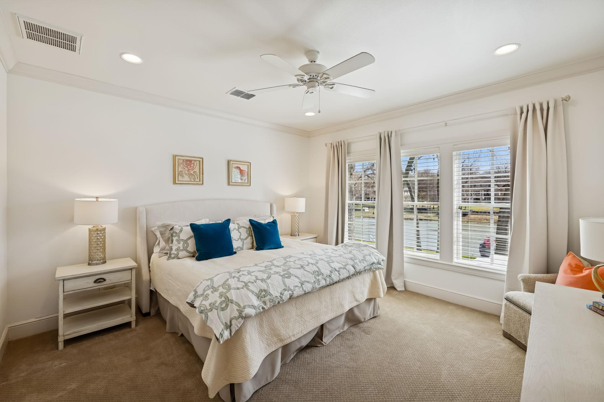 2319 Terminal Loop Rd, McQueeney, TX 78123