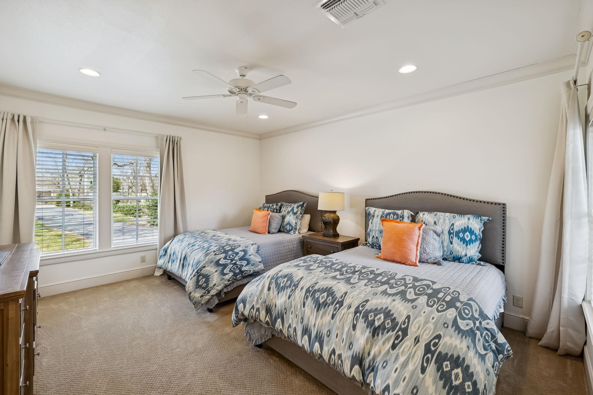 2319 Terminal Loop Rd, McQueeney, TX 78123