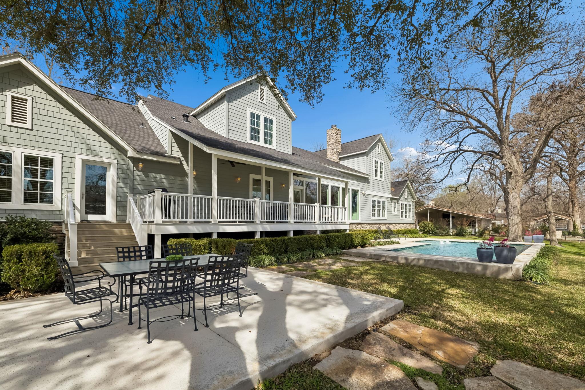 2319 Terminal Loop Rd, McQueeney, TX 78123