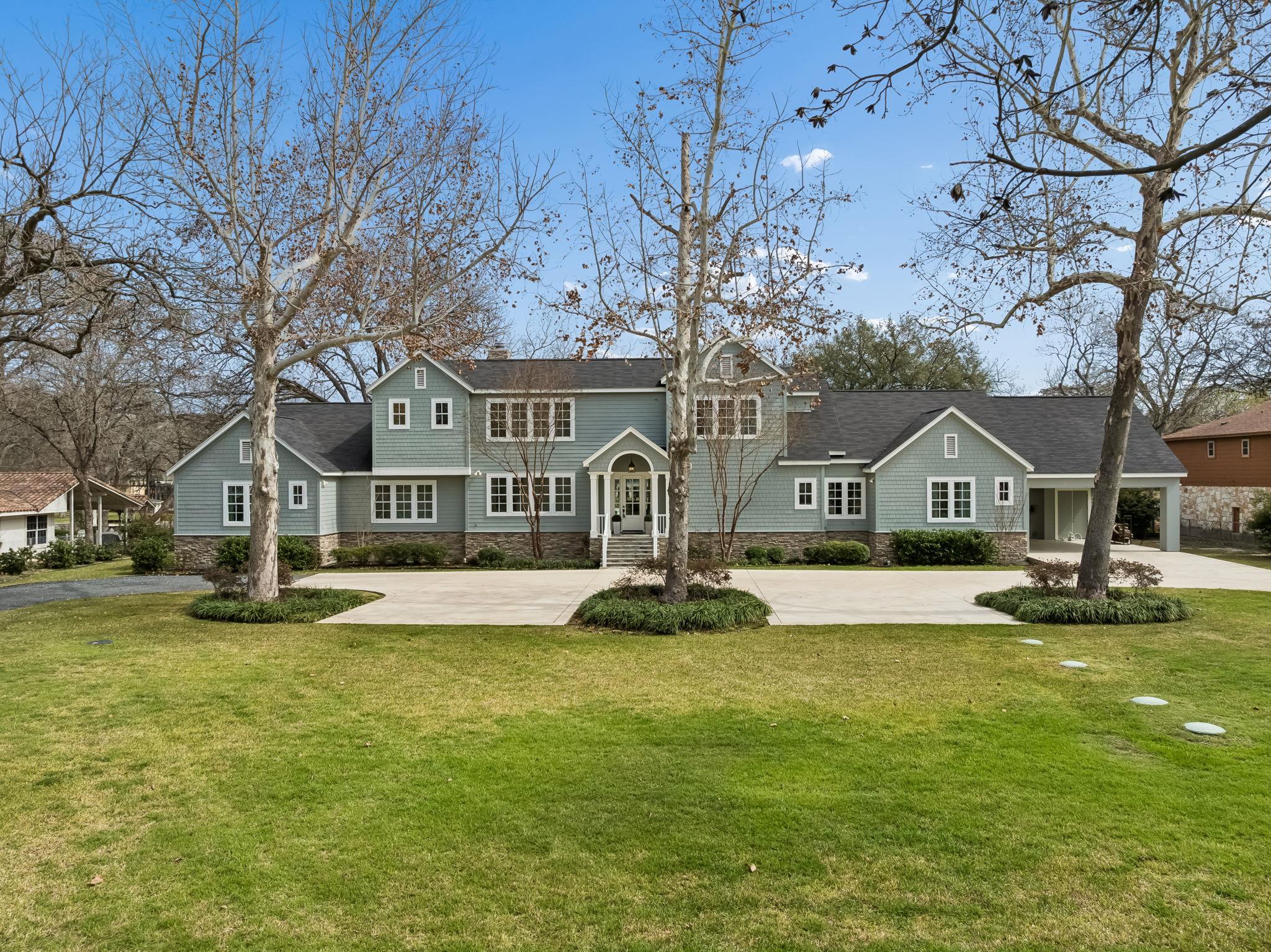 2319 Terminal Loop Rd, McQueeney, TX 78123