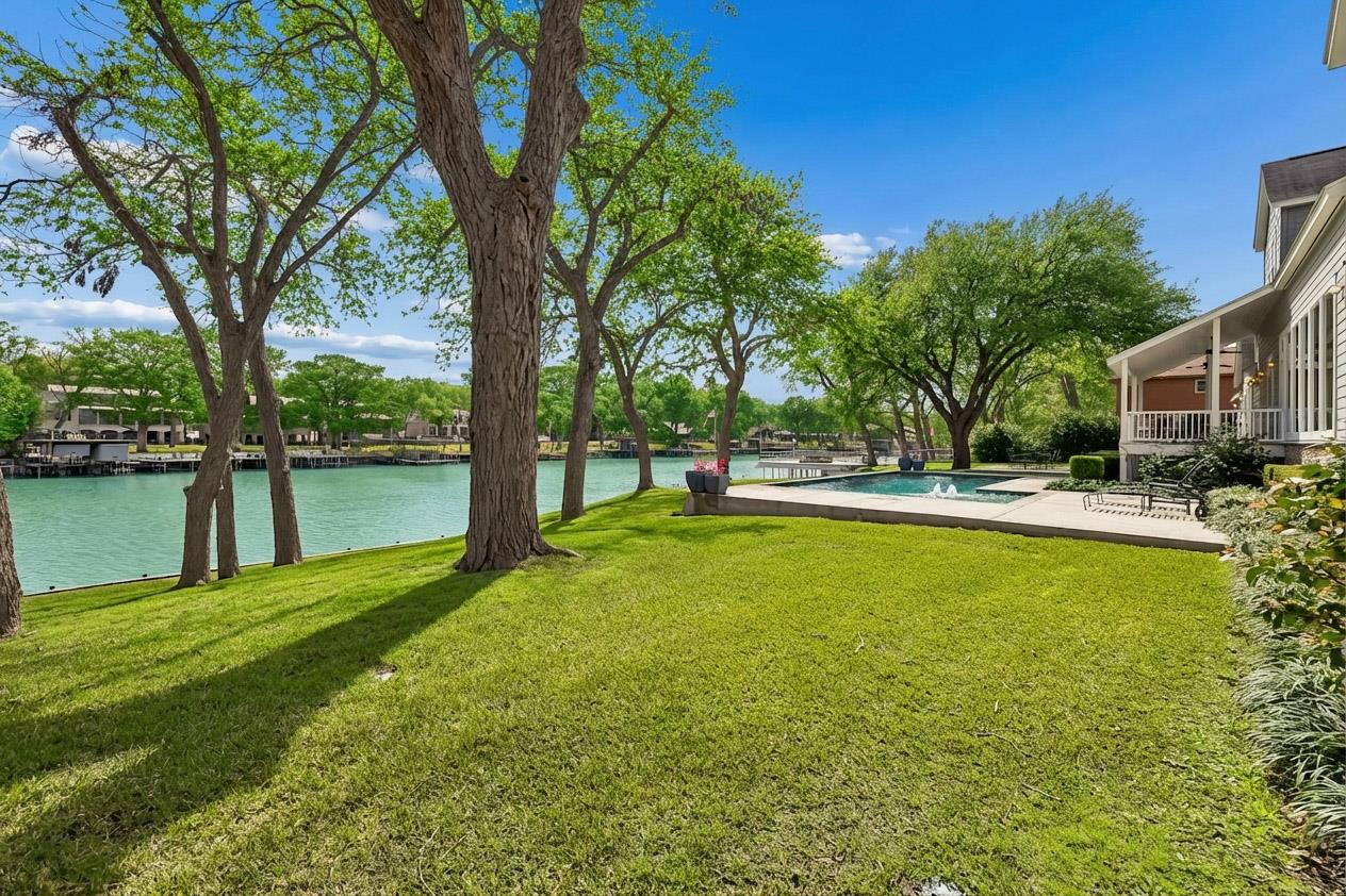 2319 Terminal Loop Rd, McQueeney, TX 78123