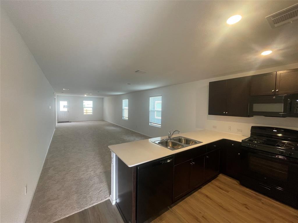 147 Gabbro Gdns, Maxwell, TX 78656