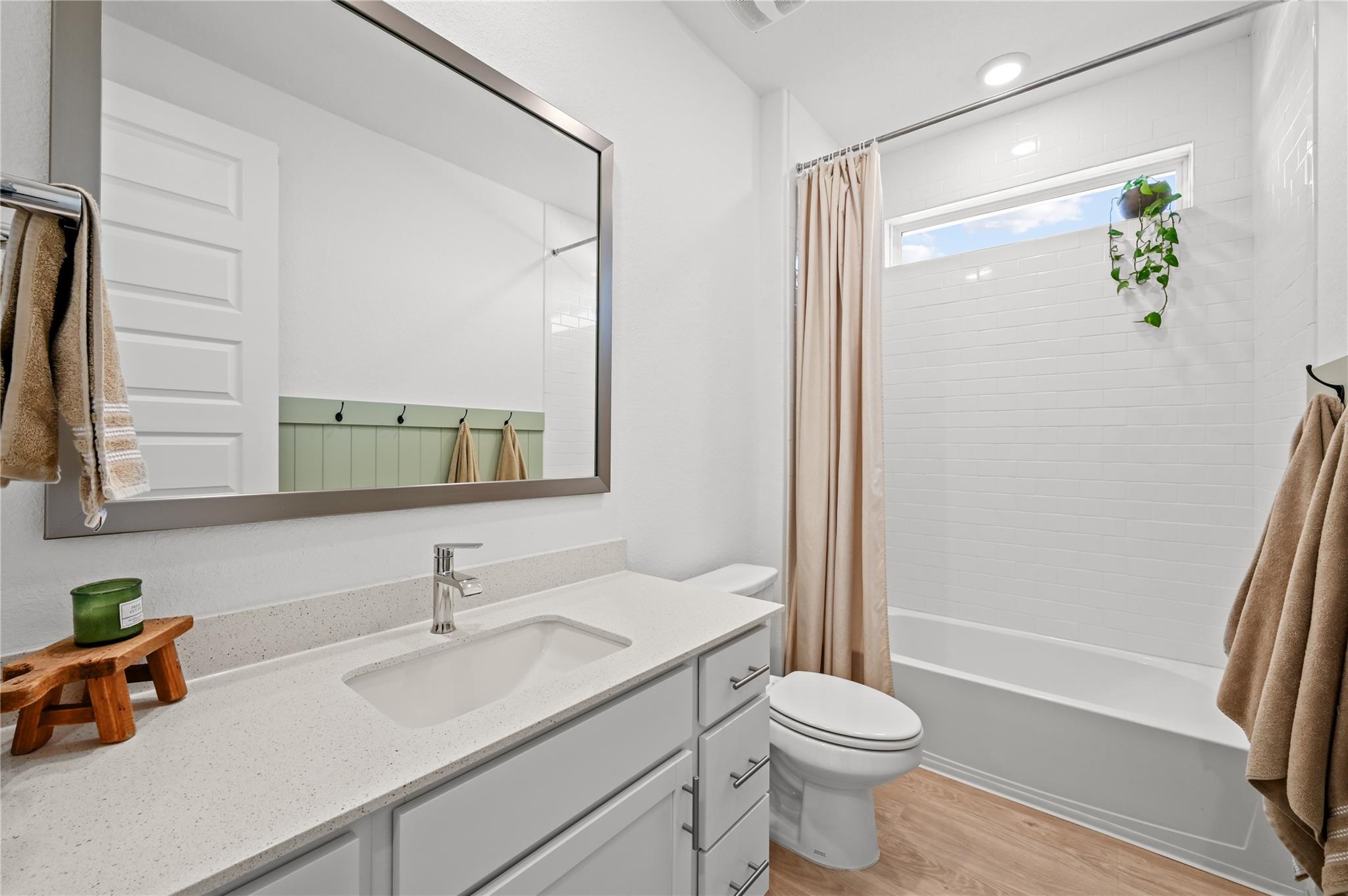 2037 Rosin Jaw Walk, Leander, TX 78641