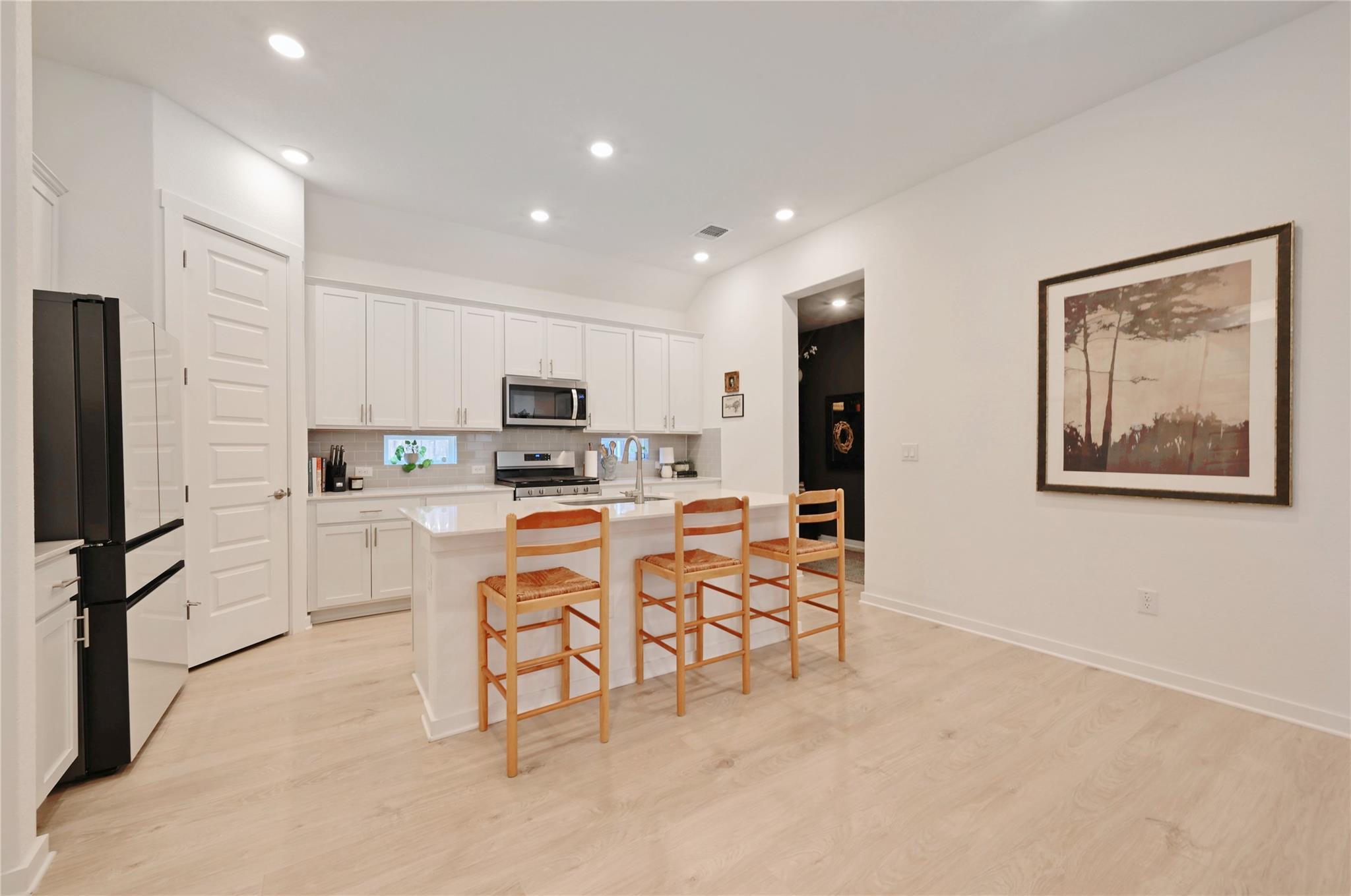 2037 Rosin Jaw Walk, Leander, TX 78641