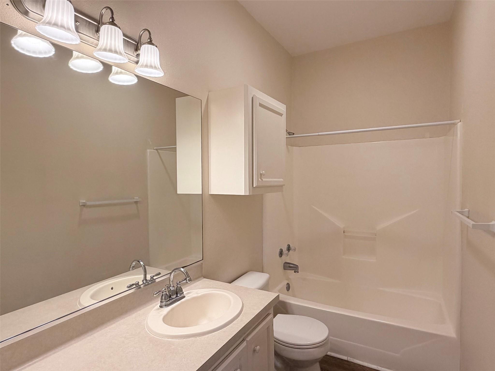 1504 Watterson Rd, Red Rock, TX 78662