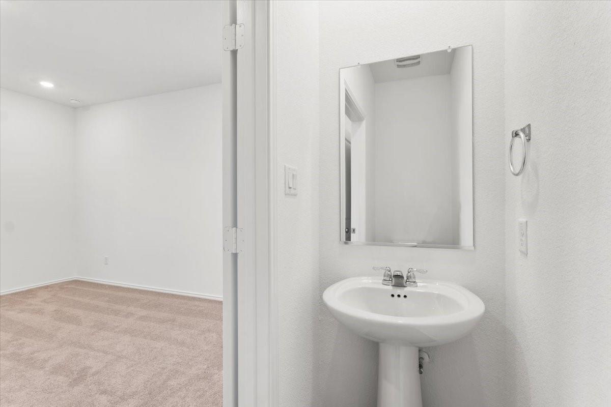 290 Jeffers, Kyle, TX 78640