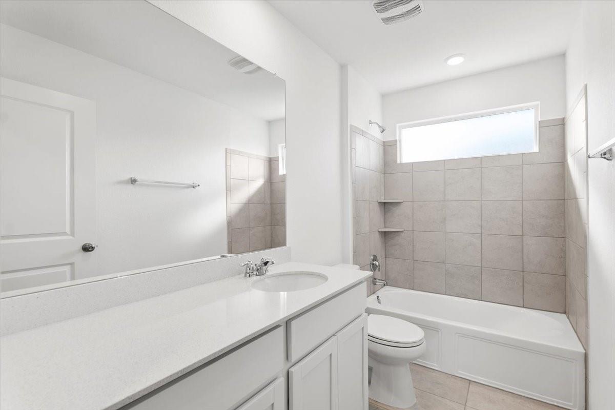 290 Jeffers, Kyle, TX 78640