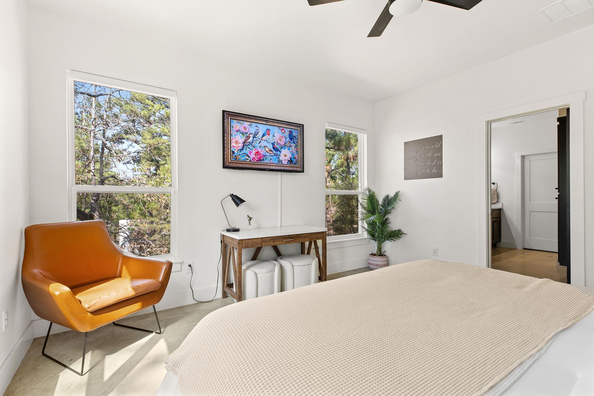 111 E Kamoi Ct, Bastrop, TX 78602