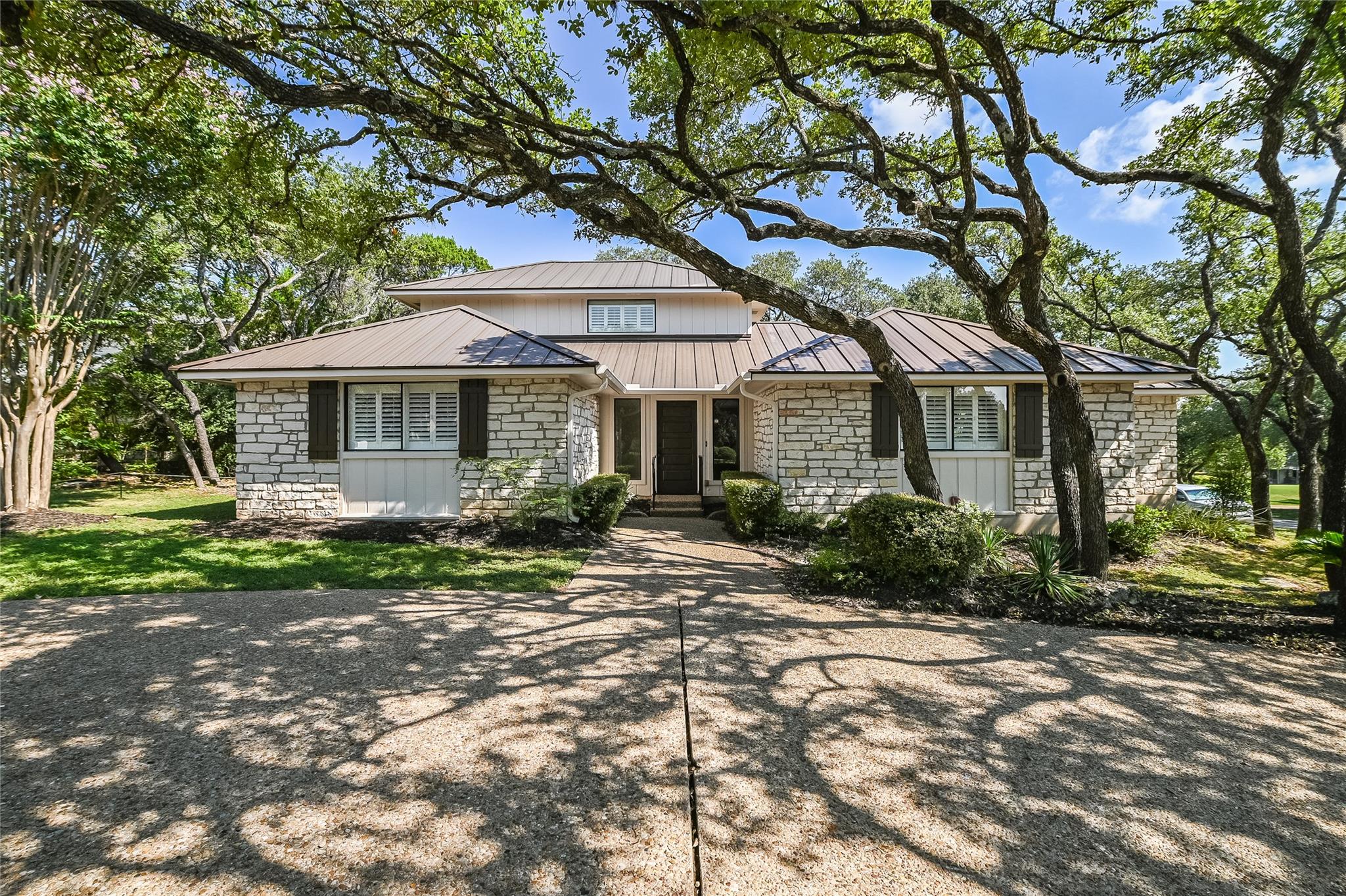 2002 Lakeway Blvd, Lakeway, TX 78734