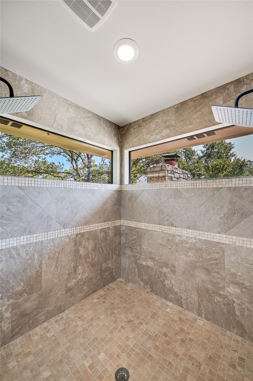 2002 Lakeway Blvd, Lakeway, TX 78734