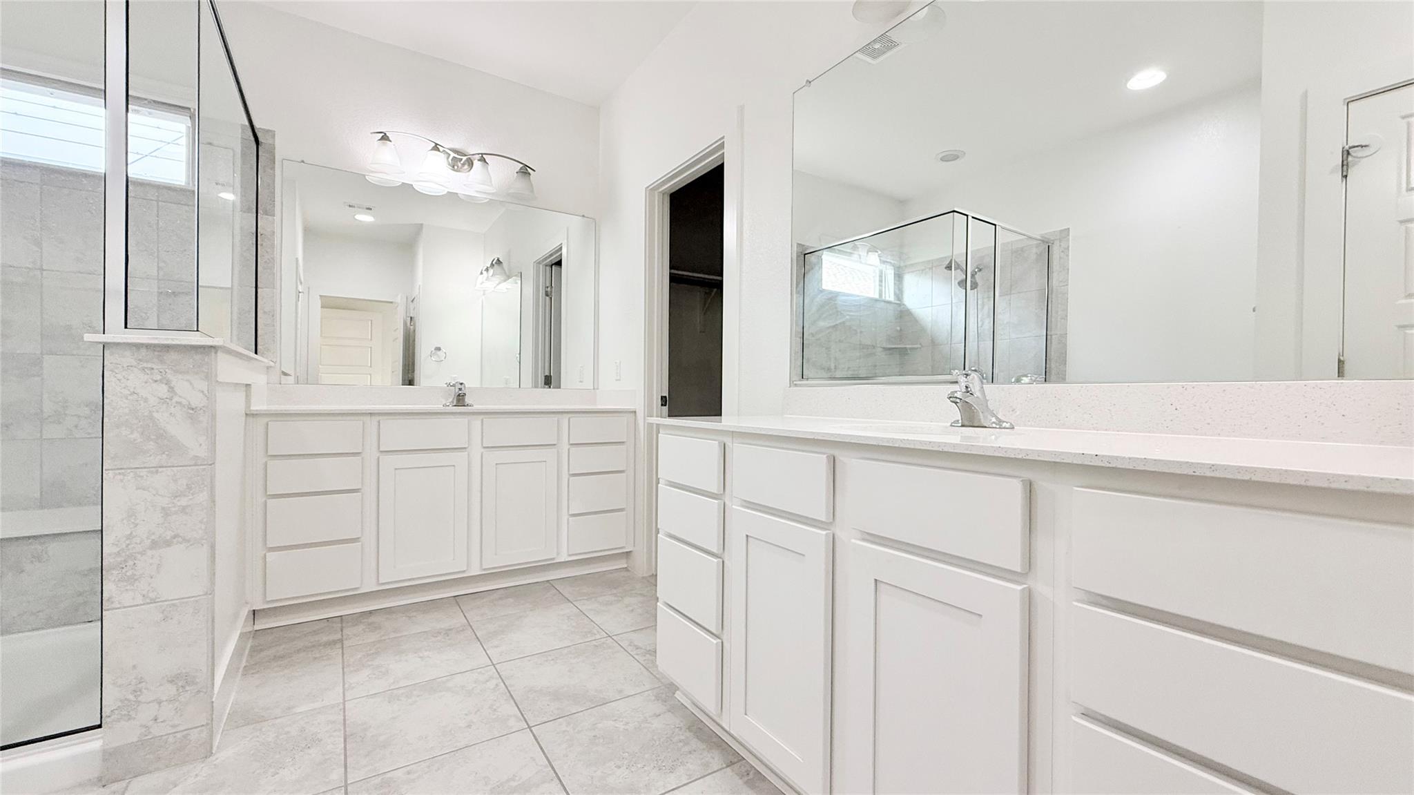 600 Golden Glory Rd, Leander, TX 78641