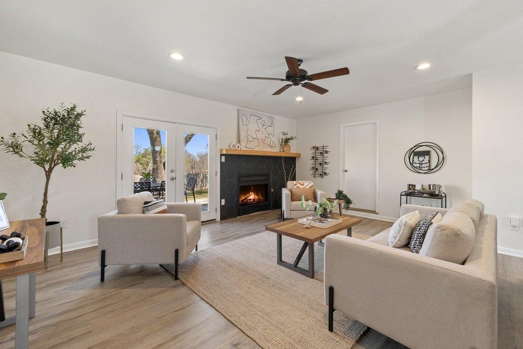 300 Clearday Dr, Austin, TX 78745