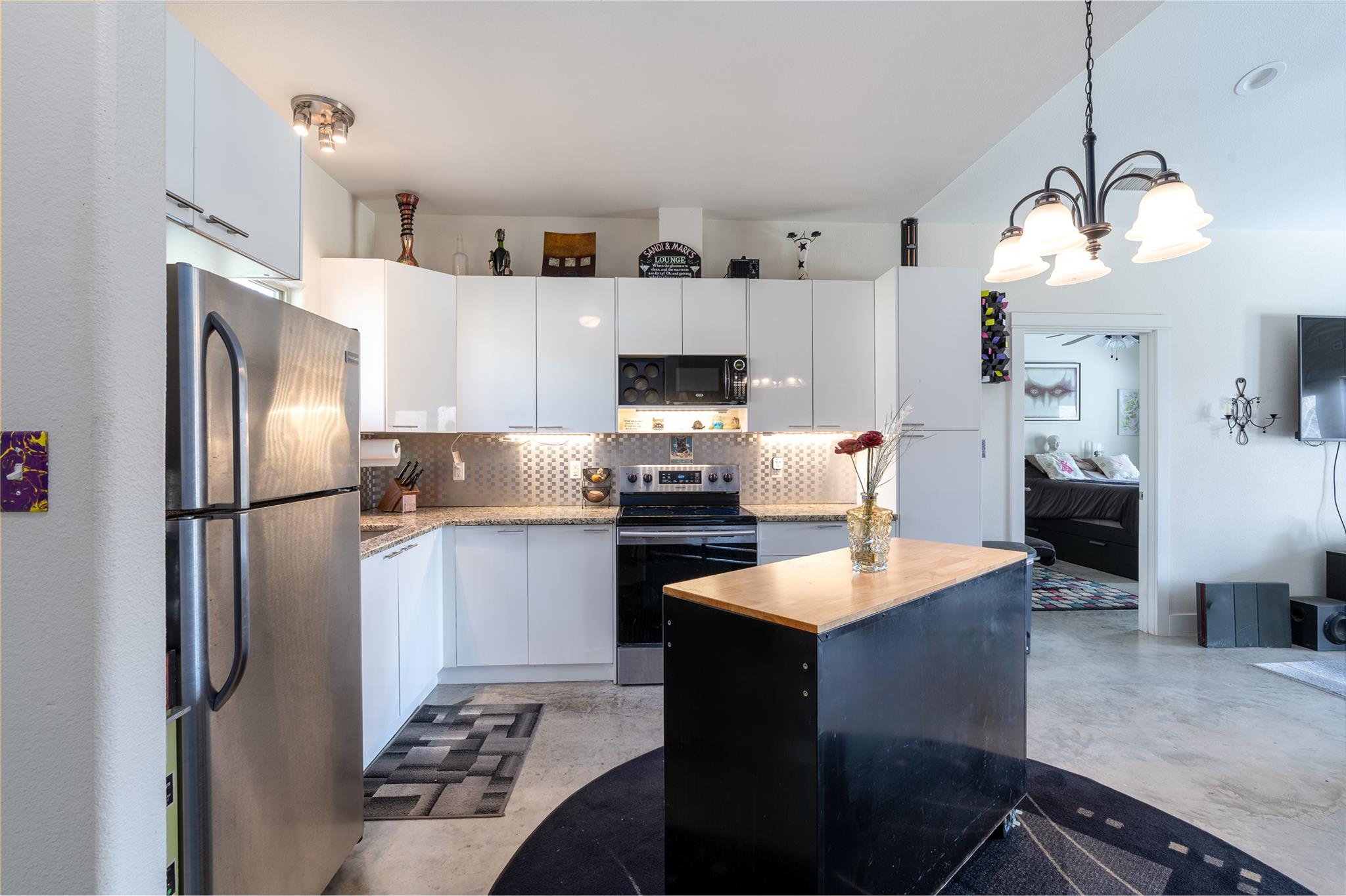 5672 Fm 86, Luling, TX 78648