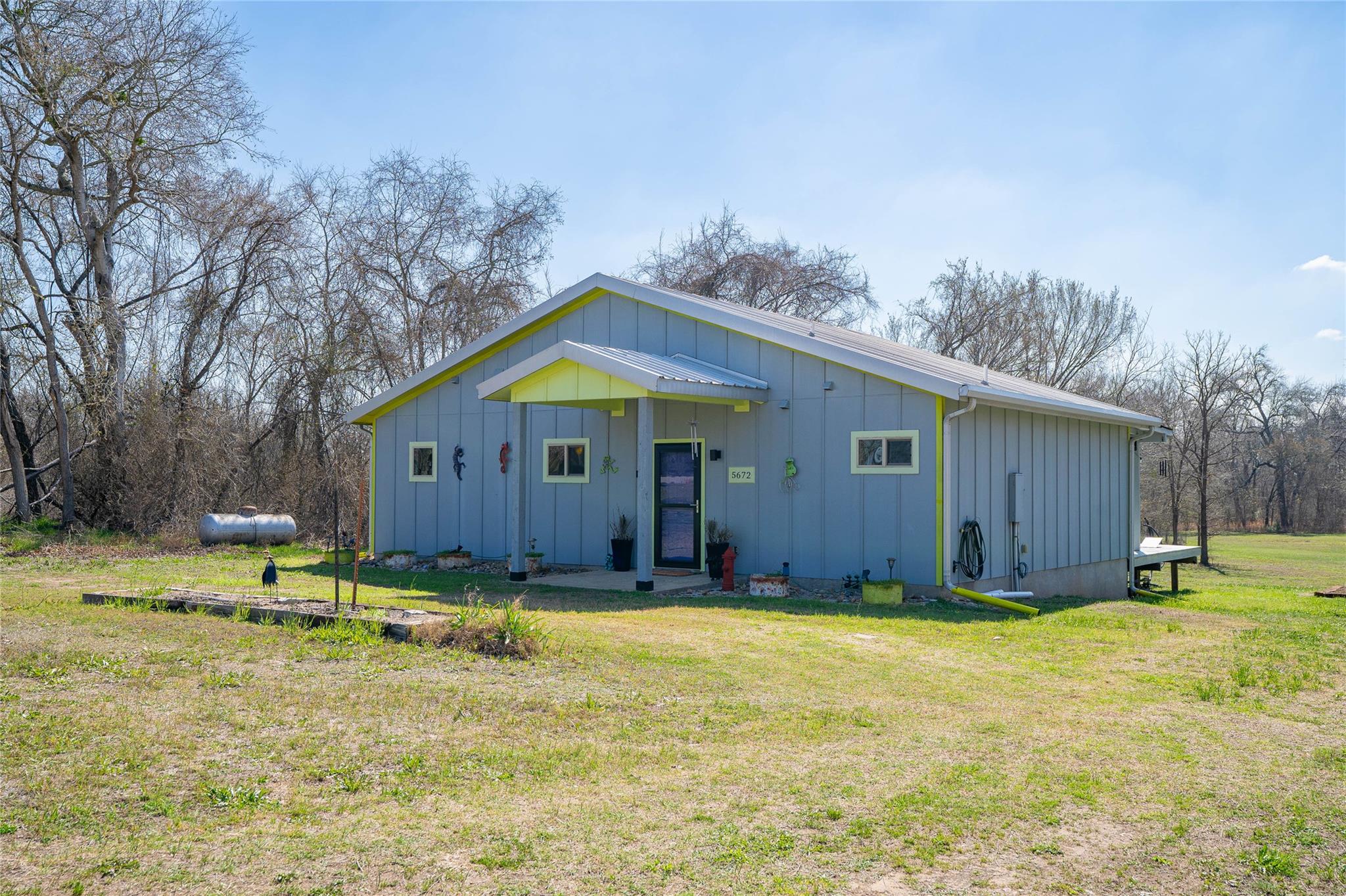 5672 Fm 86, Luling, TX 78648