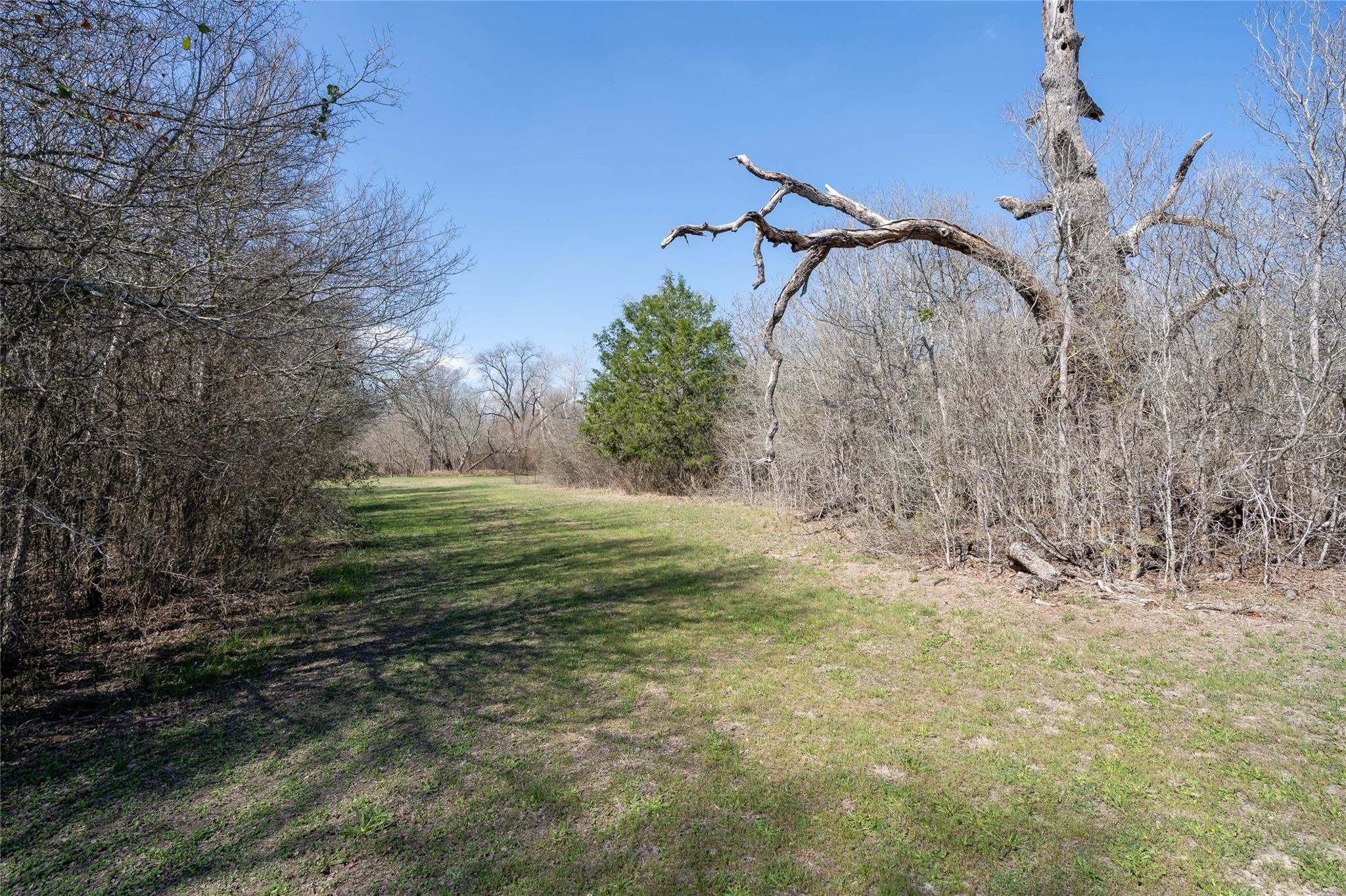 5672 Fm 86, Luling, TX 78648