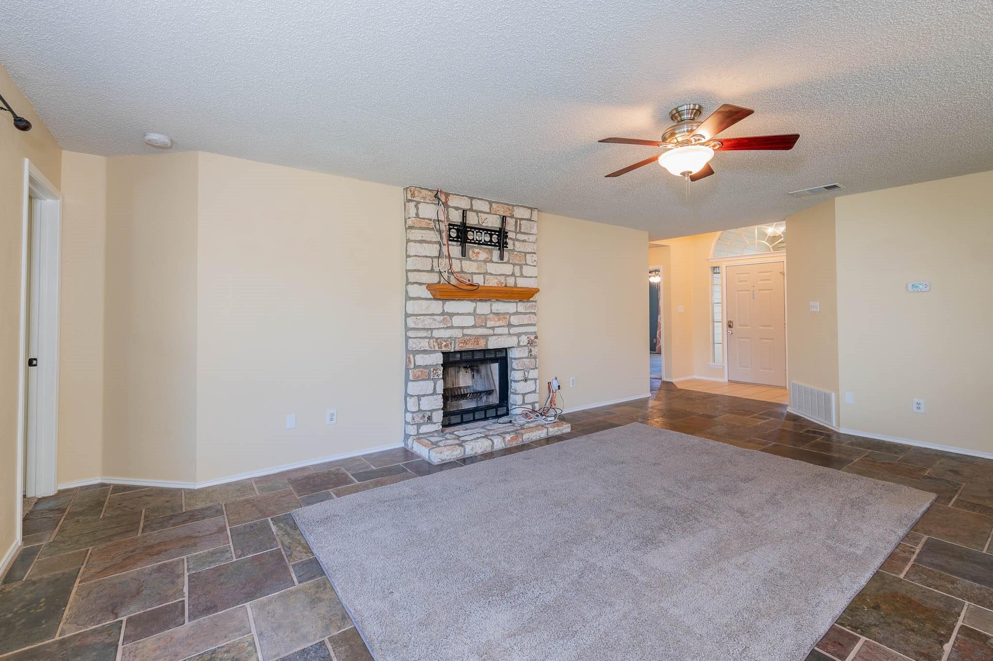 10413 Hess Dr, Austin, TX 78748