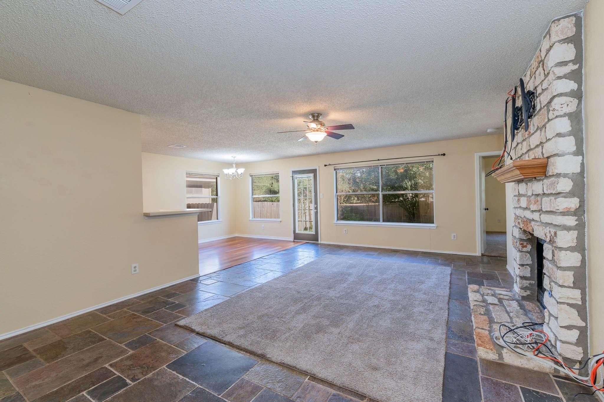 10413 Hess Dr, Austin, TX 78748