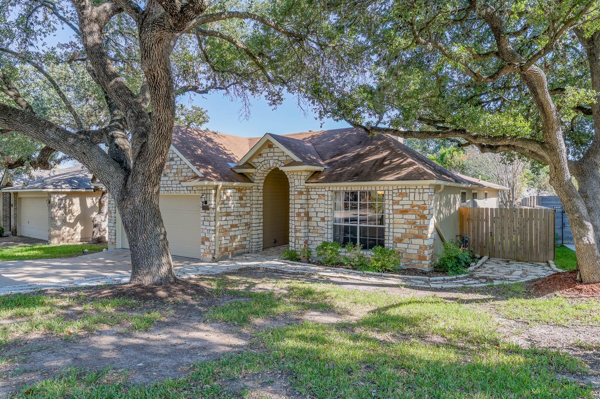 10413 Hess Dr, Austin, TX 78748