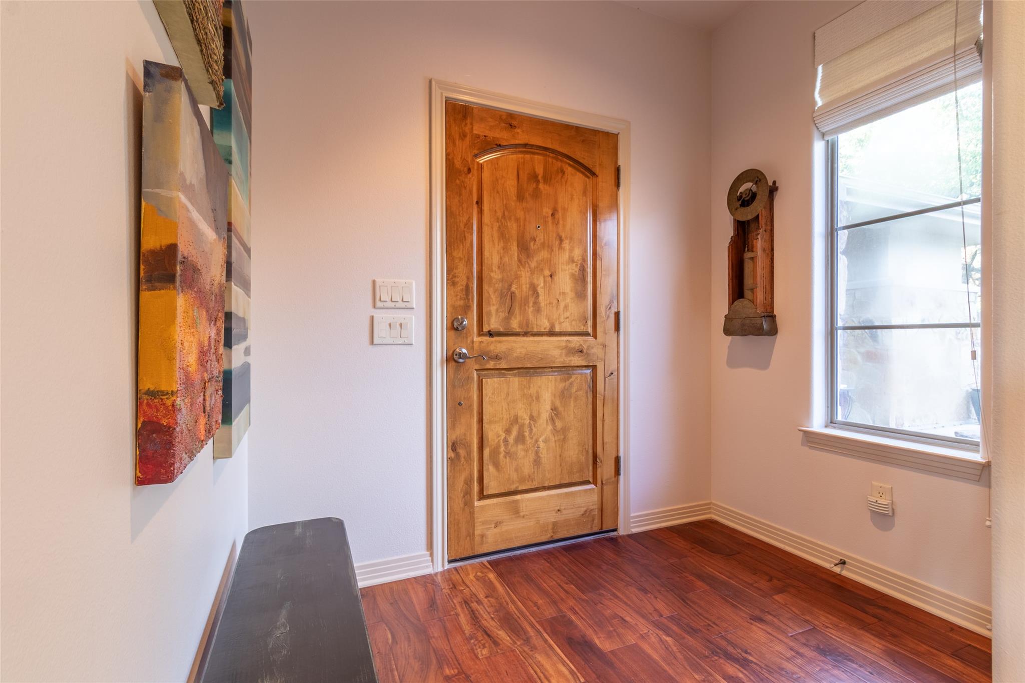 515 East Trl, Spicewood, TX 78669