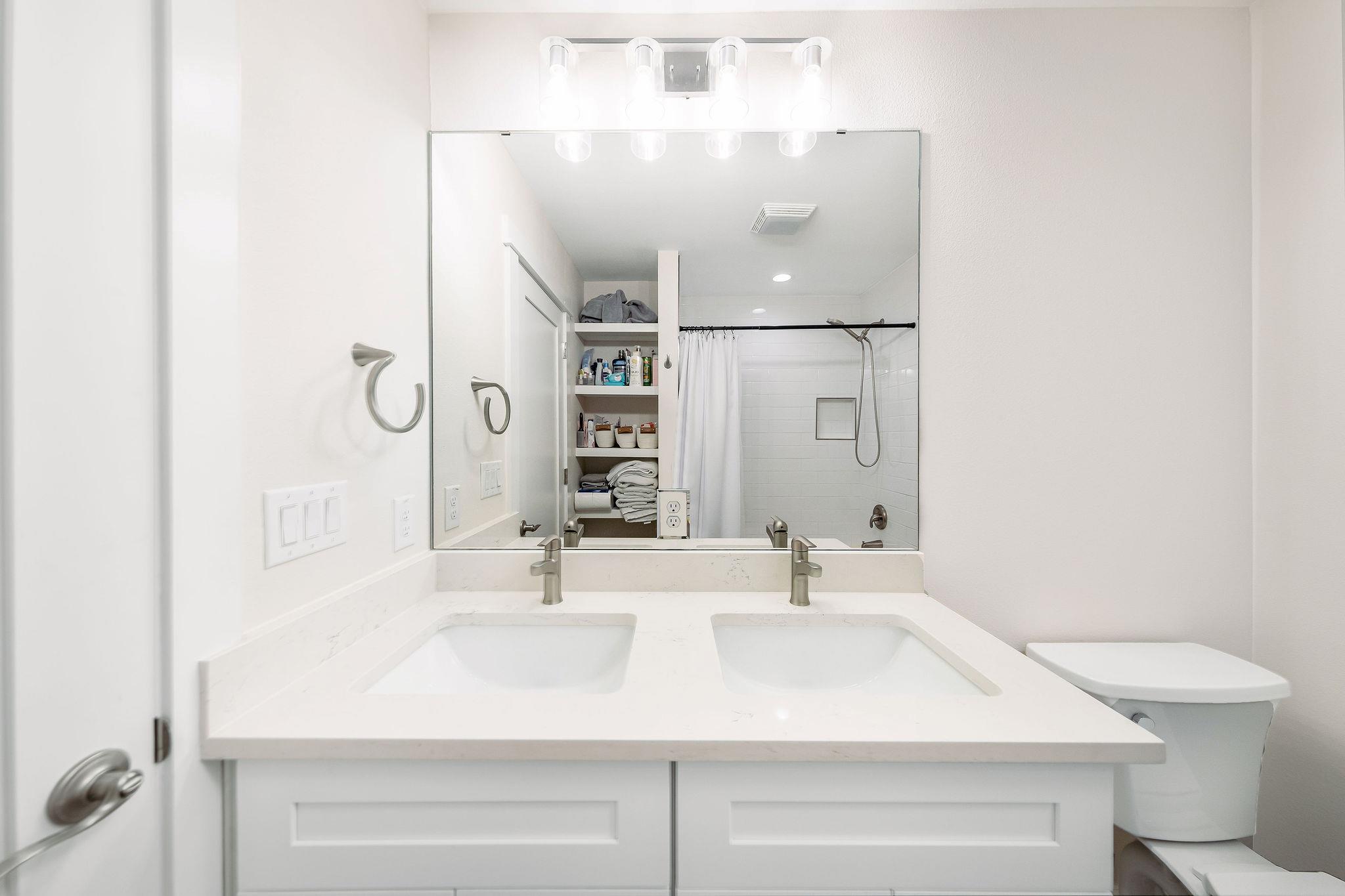 4602 Alf Ave # B, Austin, TX 78721