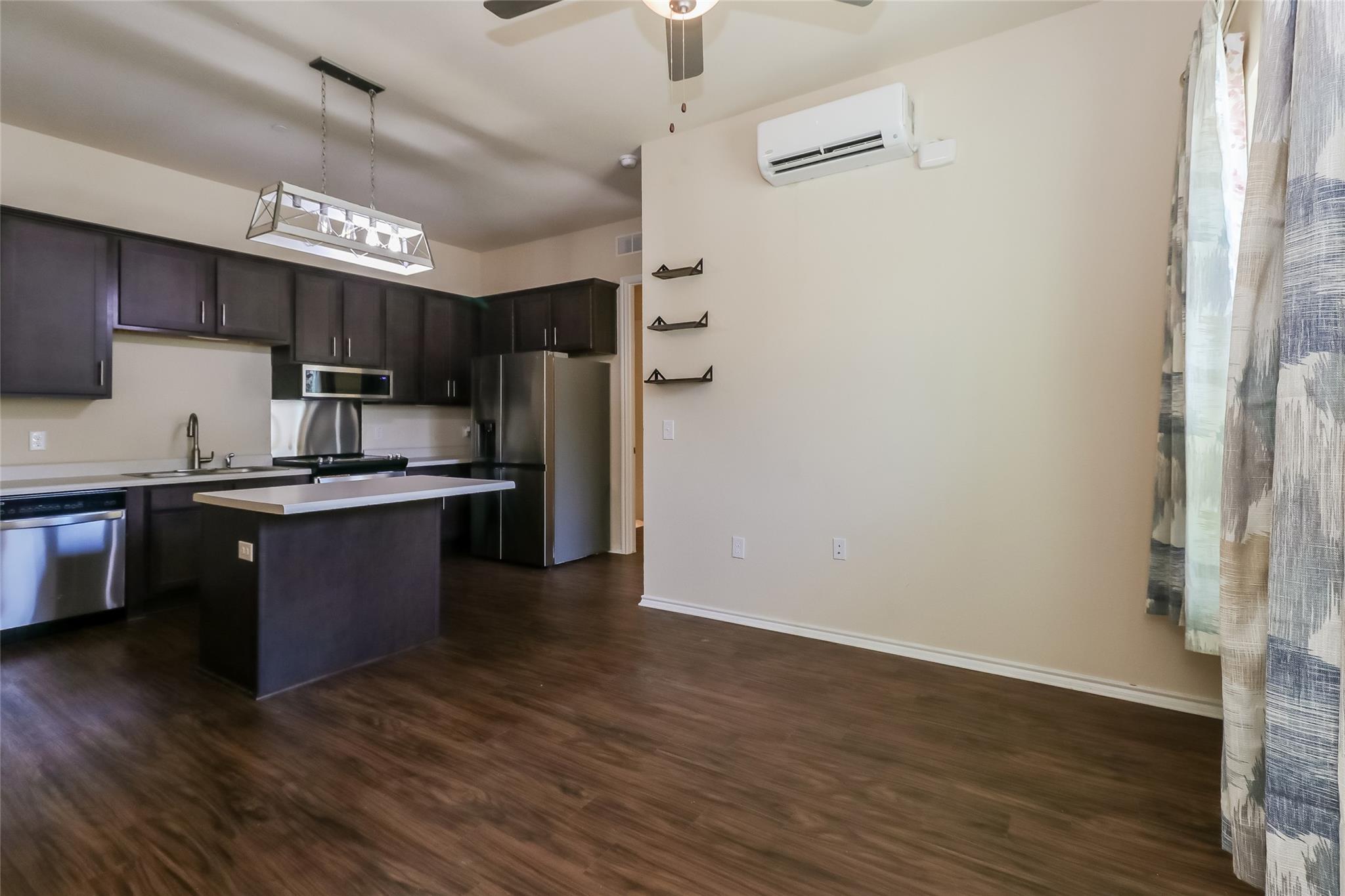 8601 W Gate Blvd # 7101, Austin, TX 78745