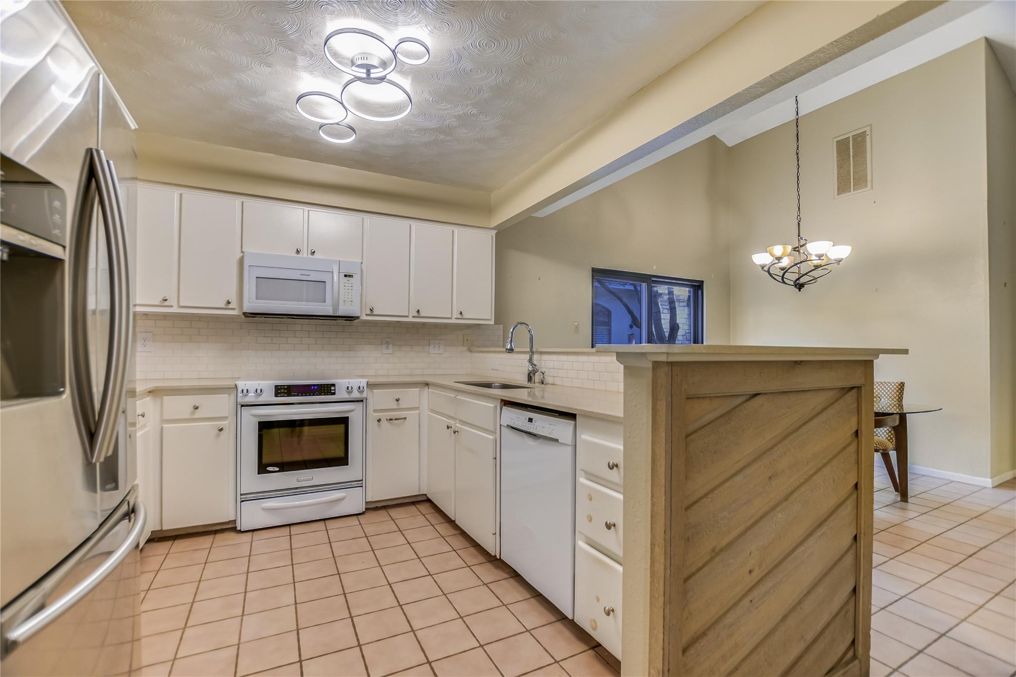 204 Blue Ground, Horseshoe Bay, TX 78657