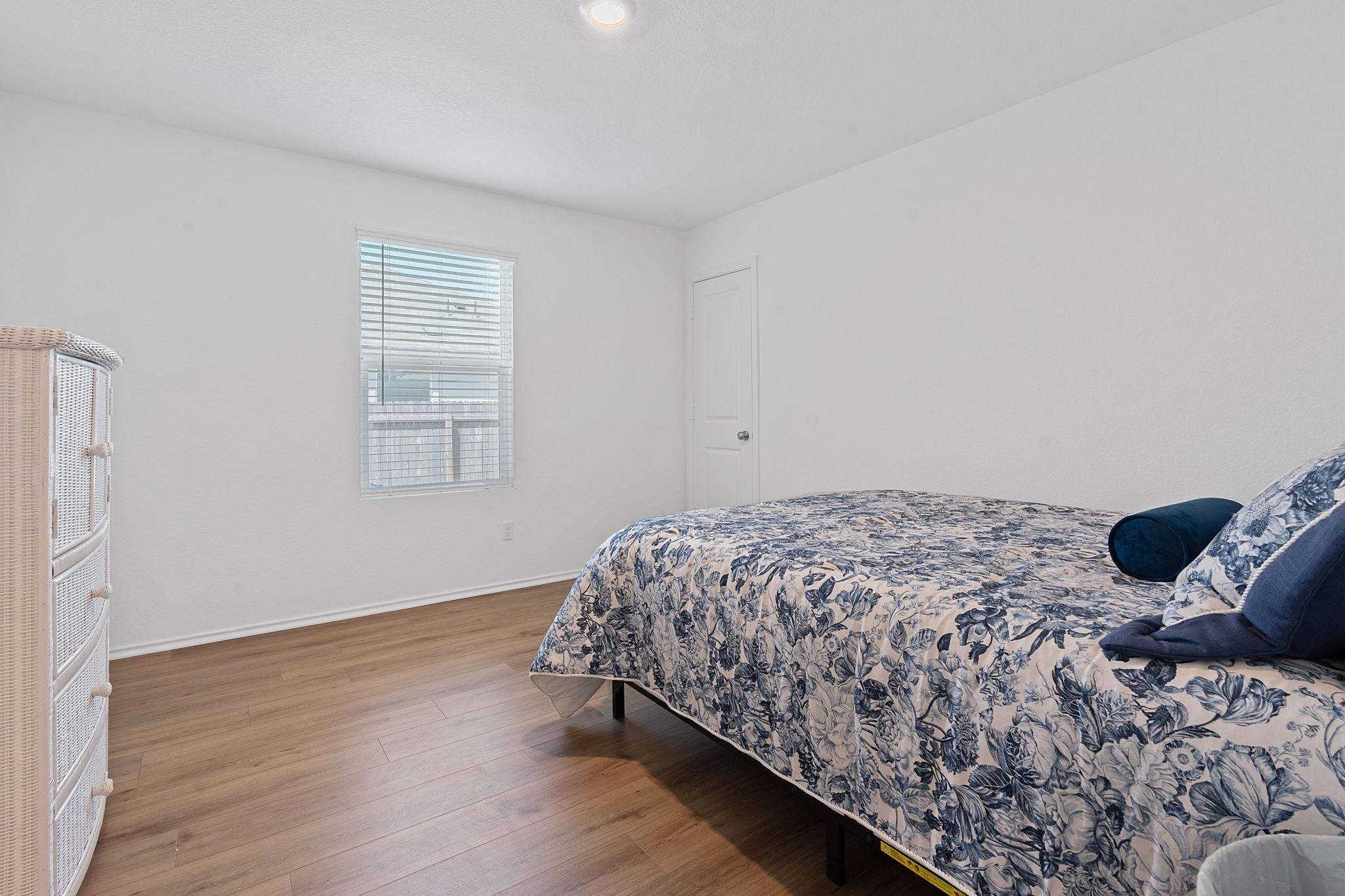 656 Silver Springs Bnd, Kyle, TX 78640